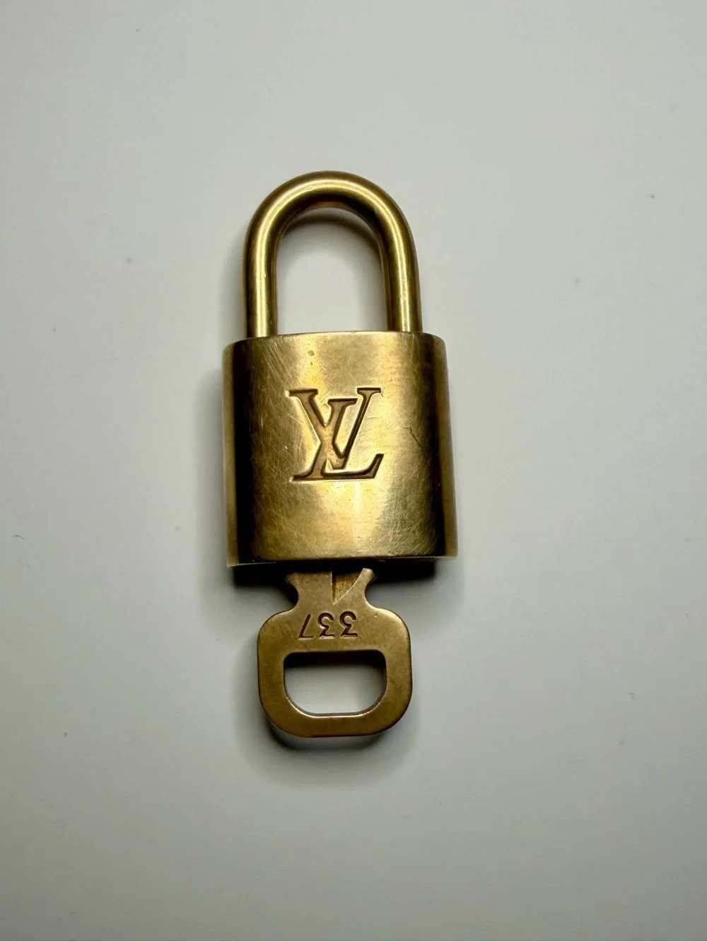 Louis Vuitton authentic louis